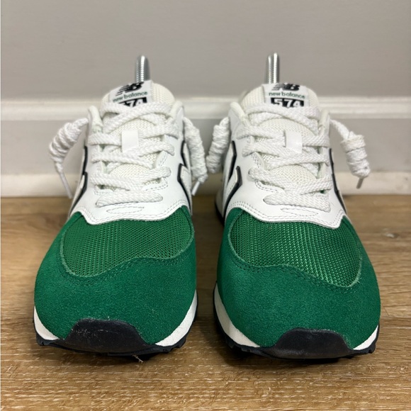 New Balance Classic 574 Style Sneakers in Classic Pine Green & White - Picture 3 of 11